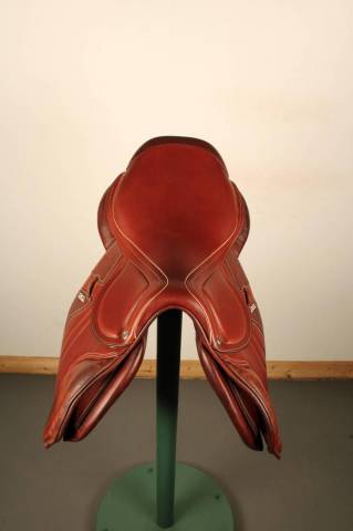 Sella da salto ostacoli CWD  17.5" - 2020