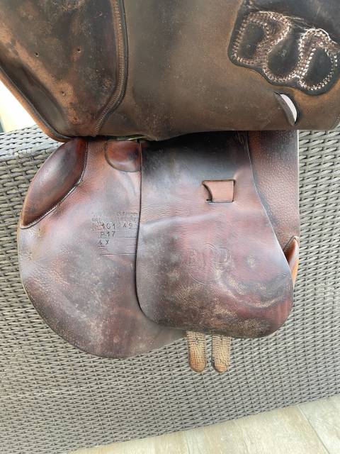 Sella da salto ostacoli Delgrange  17" - 2010