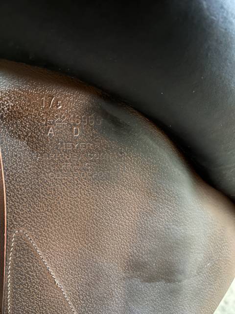 Sella da salto ostacoli Meyer  17.5" - 2024