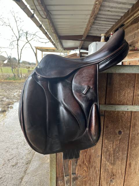 Sella da cross Devoucoux  17.5" - 2011