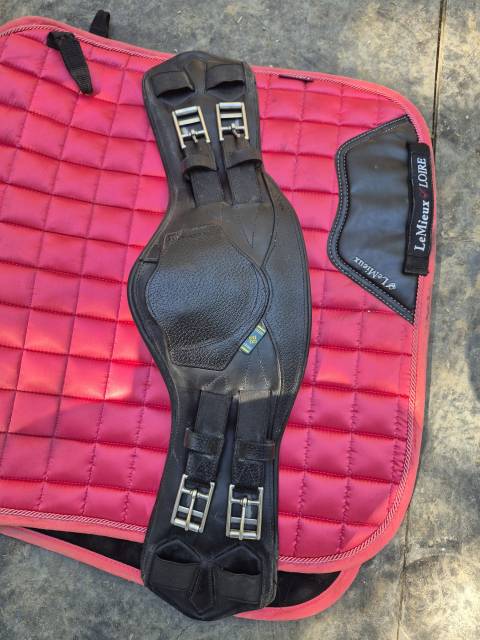 Sella da dressage Devoucoux  17.5" - 2024