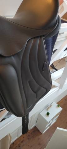 Sella da dressage Eric Thomas  17.5" - 2014
