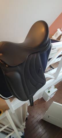 Sella da dressage Eric Thomas  17.5" - 2014