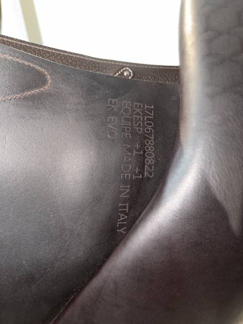 Sella da salto ostacoli Equipe  17" - 2022