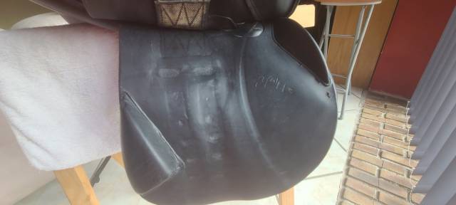 Sella da salto ostacoli Delgrange  17.5" - 1996