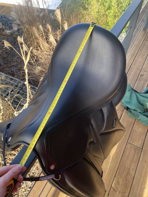 Sella da dressage Devoucoux  17" - 2016