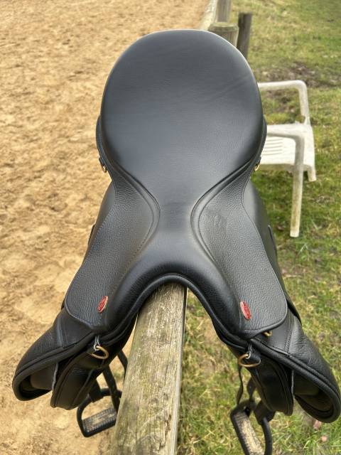 Sella mista KENT & MASTERS S series low wither GP 17" - 2024