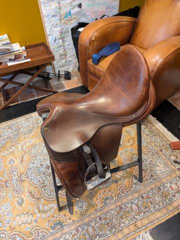 Sella da dressage Delgrange  18" - 2003