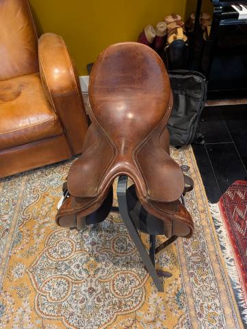 Sella da dressage Delgrange  18" - 2003