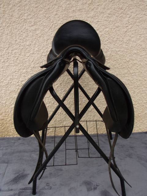 Sella da dressage Delgrange  17.5" - 2014