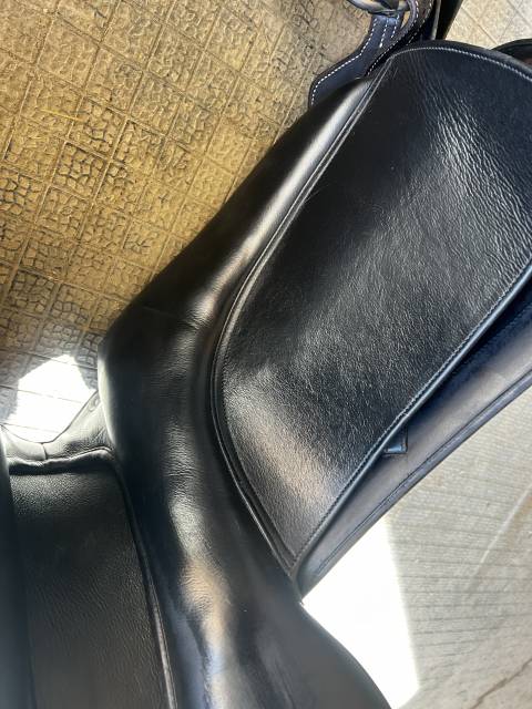 Sella da dressage Equipe  17.5" - 2022