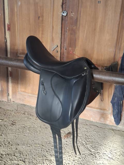 Sella da dressage Belloir  17.5" - 2010