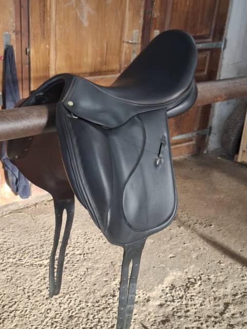 Sella da dressage Belloir  17.5" - 2010