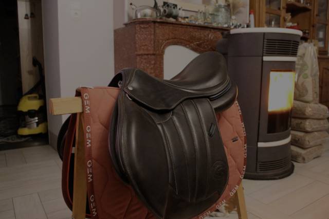 Sella da salto ostacoli Forestier  17" - 2023