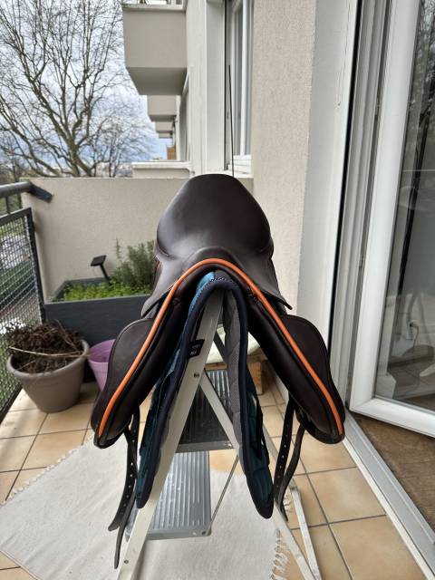 Sella mista  St&uuml;bben Phantom  17.5" - 2025