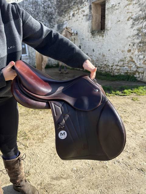 Sella da salto ostacoli Meyer  17" - 2021