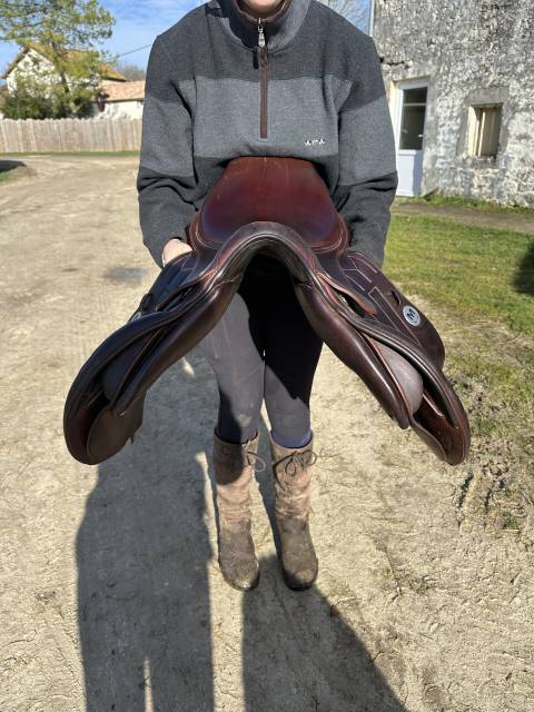 Sella da salto ostacoli Meyer  17" - 2021