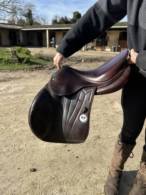 Sella da salto ostacoli Meyer  17" - 2021