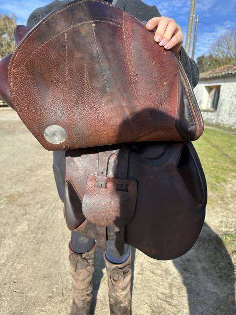 Sella da salto ostacoli Meyer  17" - 2021