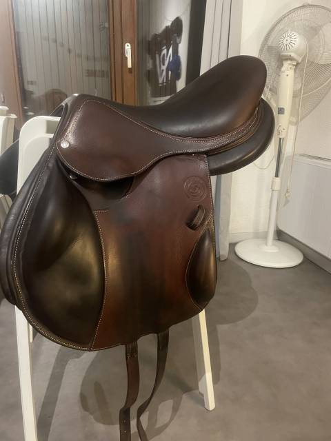 Sella da salto ostacoli Forestier  17" - 2020