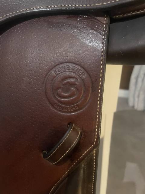 Sella da salto ostacoli Forestier  17" - 2020