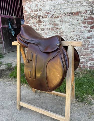 Sella da salto ostacoli GBS  17.5" - 2016