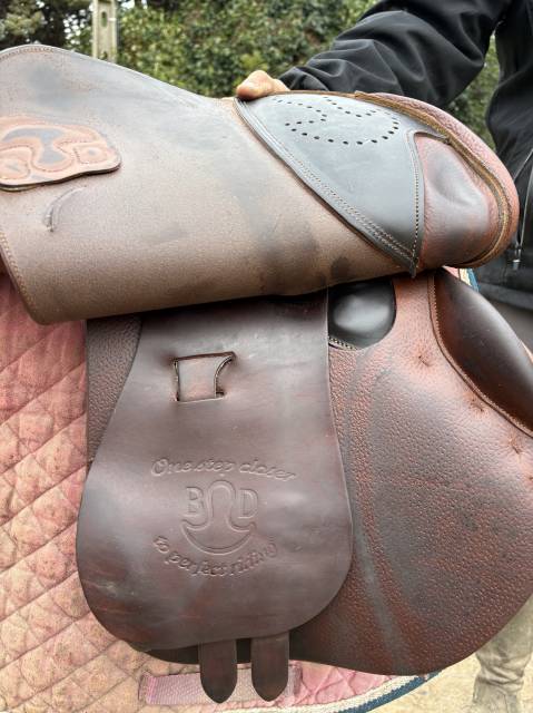 Sella da salto ostacoli Delgrange  16.5" - 2016