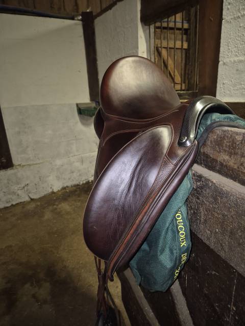 Sella da dressage Devoucoux  17.5" - 2017