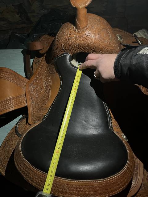 Sella western  Lakota  19" - 2025