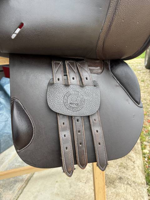 Sella mista Privil&egrave;ge Equitation  17.5" - 2021