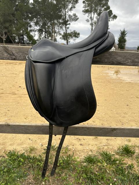 Sella da dressage Childeric  18" - 2000