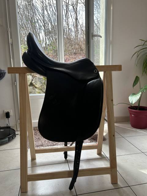 Sella da dressage Stubben  17.5" - 2015