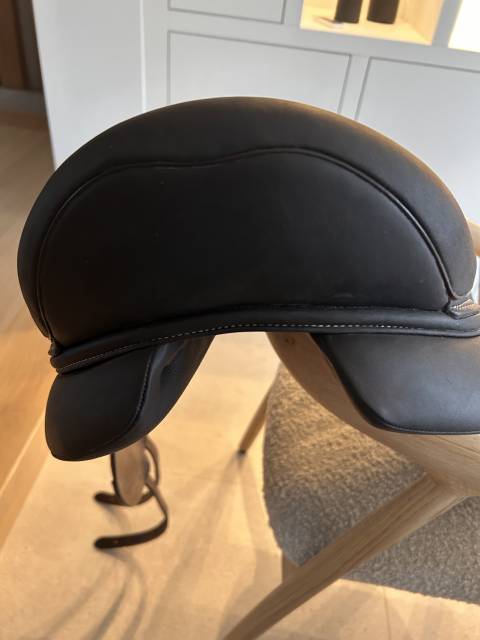 Sella da dressage Forestier  17.5" - 2022