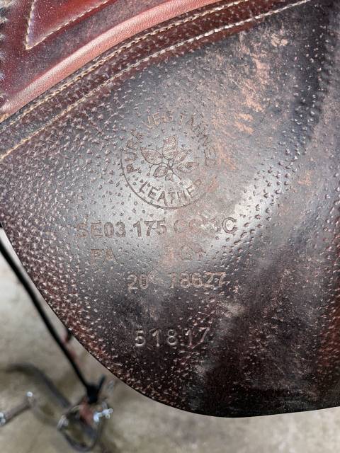 Sella da salto ostacoli CWD  17.5" - 2022