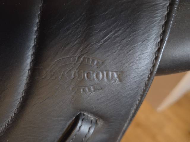 Sella da dressage Devoucoux  17.5" - 2023