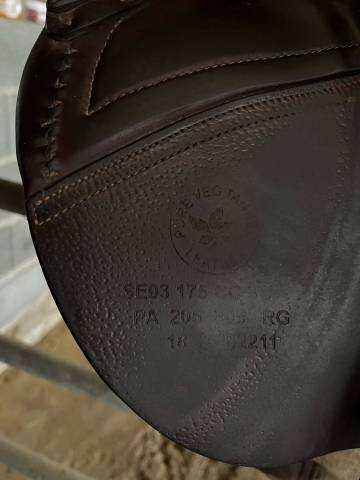 Sella da salto ostacoli CWD  17.5" - 2018