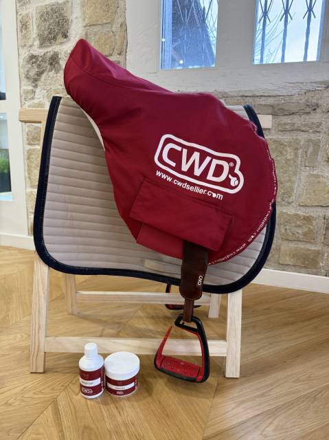 Sella da salto ostacoli CWD  17.5" - 2021