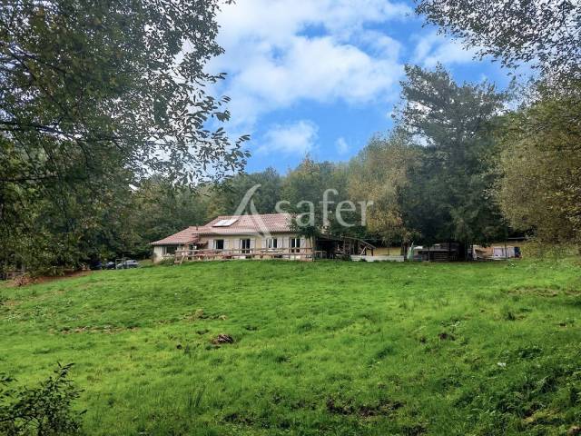 Propriet&agrave; rurale In vendita Haute-Vienne