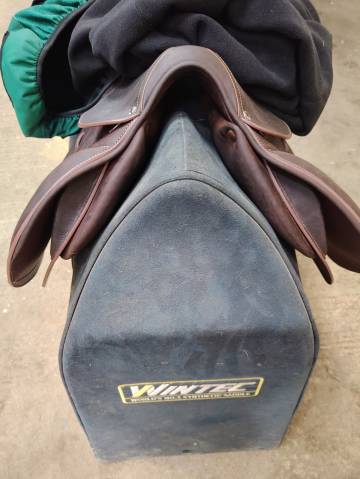 Sella da salto ostacoli Devoucoux  18" - 2023