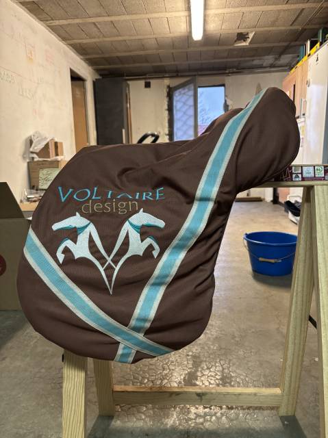 Sella da salto ostacoli Voltaire Design  17.5" - 2015