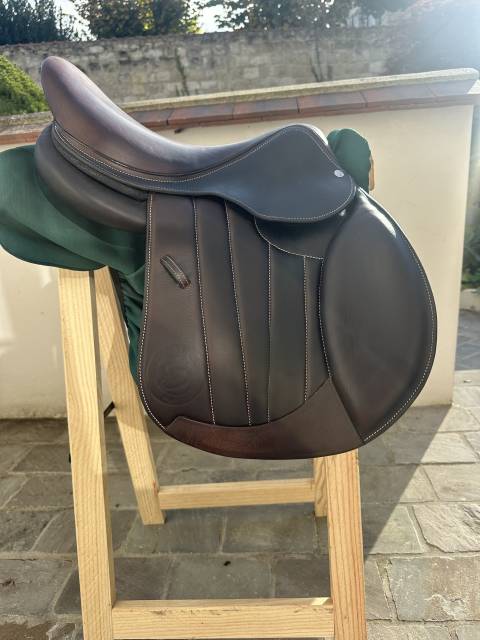 Sella da salto ostacoli Forestier  17" - 2023