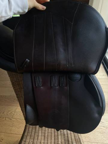 Sella da salto ostacoli Forestier  17" - 2023