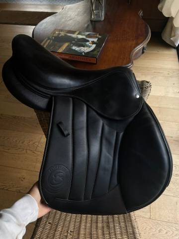 Sella da salto ostacoli Forestier  17" - 2023