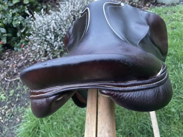 Sella da salto ostacoli Mondange  17.5" - 2015