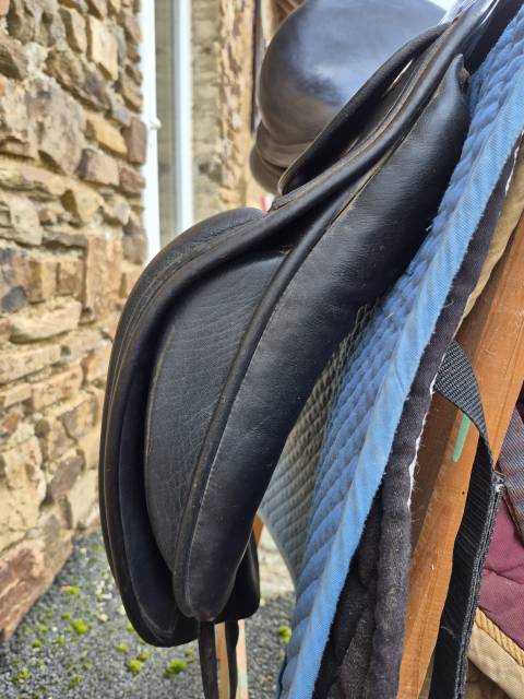 Sella da dressage Prestige Italia  17" - 2010