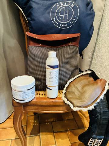 Sella da dressage Arion Dressage 17" - 2023