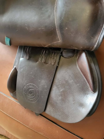 Sella da salto ostacoli Forestier  17" - 2023