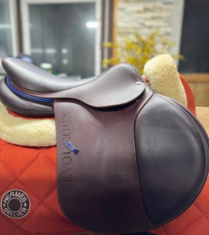 Sella da salto ostacoli Devoucoux  17.5" - 2025