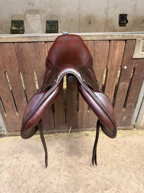 Sella da cross CWD  17.5" - 2018