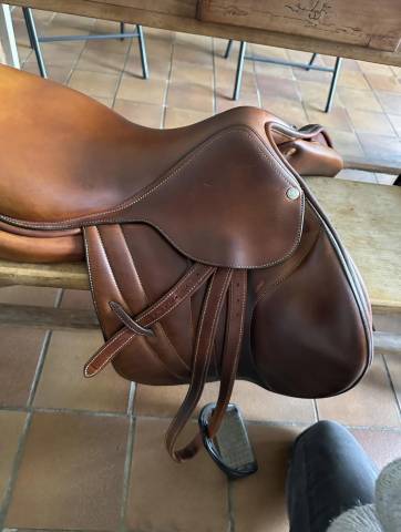 Sella da salto ostacoli Butet  17.5" - 2015